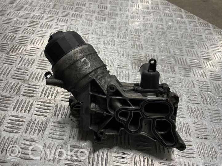 Opel Astra J Supporto di montaggio del filtro dell’olio 55213468