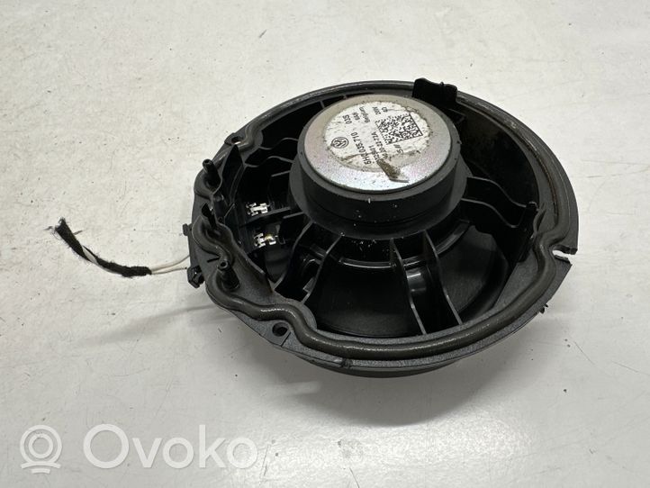 Volkswagen Golf VIII Takaoven kaiutin 5H0035710