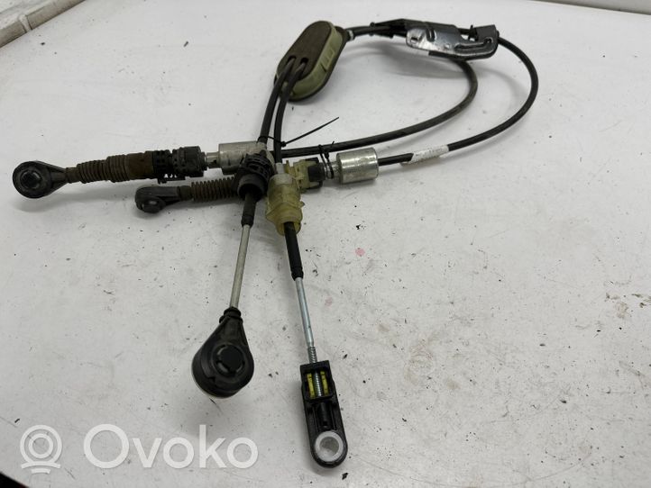 Nissan Qashqai Câble de changement de vitesse 349351289