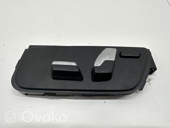 BMW 5 G30 G31 Interruttore di controllo del sedile 9384915