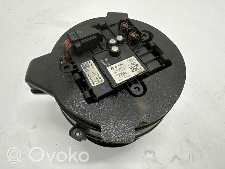 BMW 5 G30 G31 Ventola riscaldamento/ventilatore abitacolo 0130309508