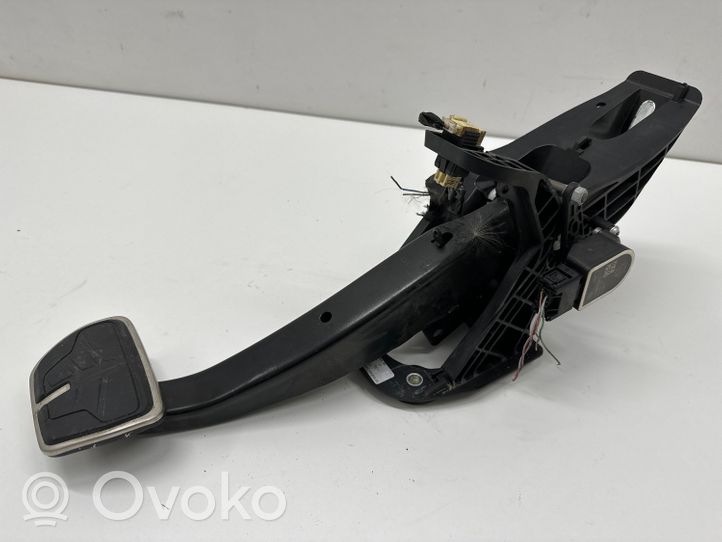 BMW 3 G20 G21 Pedal de freno 687429004