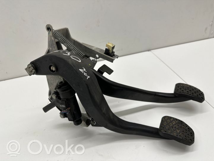 BMW 3 F30 F35 F31 Pedal assembly 6761310