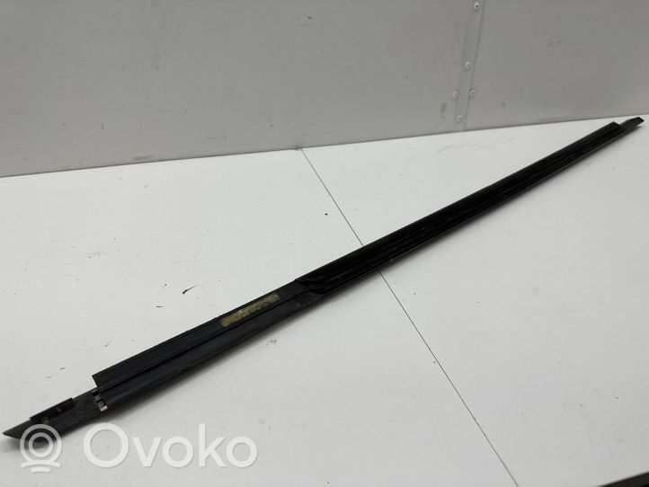 Mercedes-Benz S W222 Front door trim (molding) A2226900580