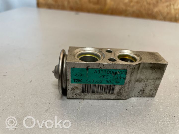 Opel Corsa D Air conditioning (A/C) expansion valve A31100600G