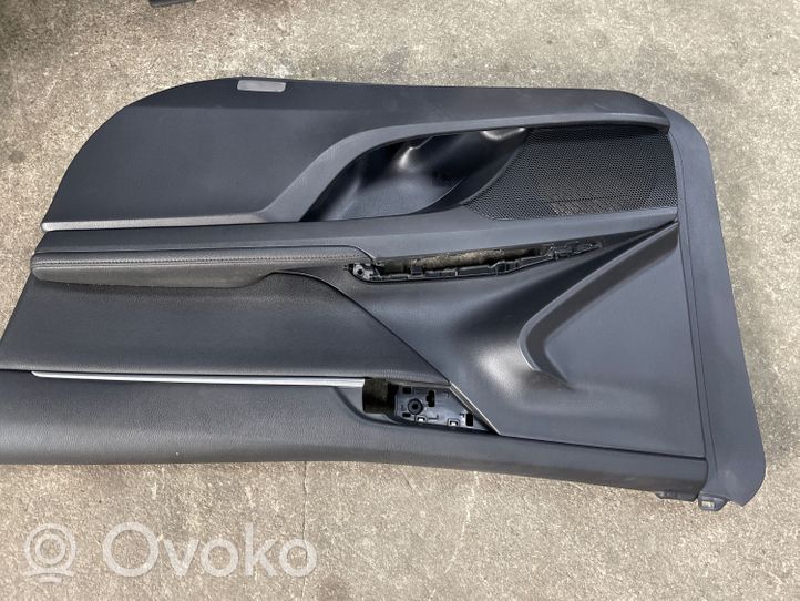 Toyota Camry VIII XV70  Istuimien ja ovien verhoilusarja 