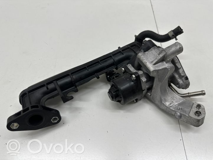 Toyota Camry VIII XV70  Termostaatin kotelo 2562025040