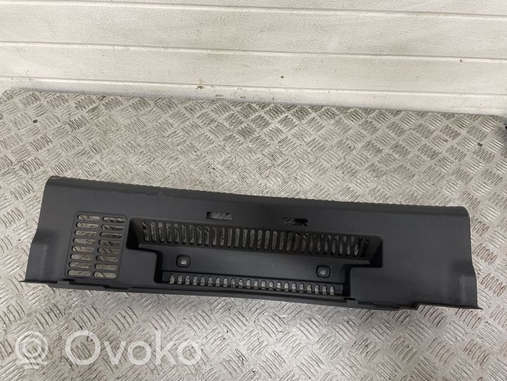 Skoda Fabia Mk3 (NJ) Rivestimento di protezione sottoporta del bagagliaio/baule 6V6863459