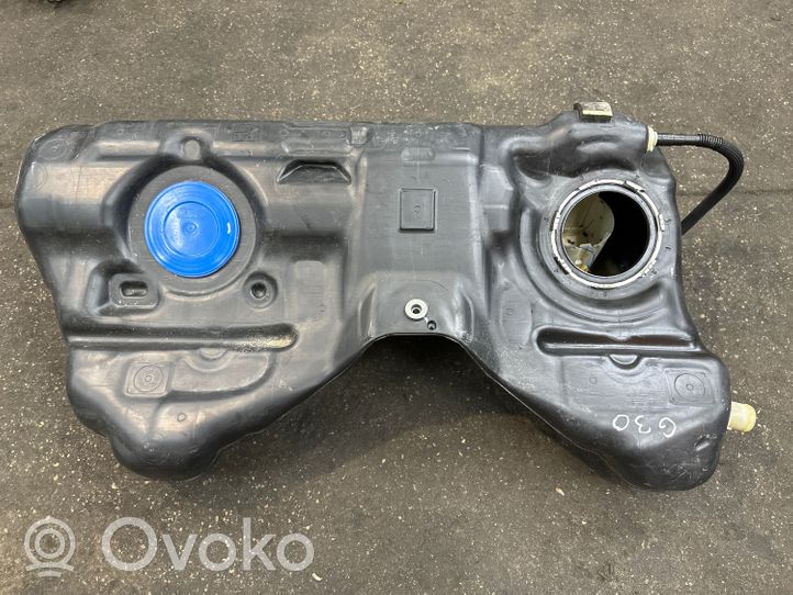 BMW 5 G30 G31 Serbatoio del carburante 