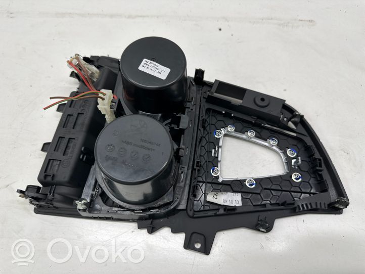 BMW 3 F30 F35 F31 Cup holder front 9218925