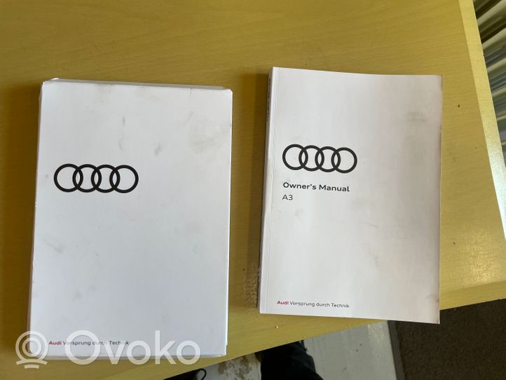 Audi A3 8Y Serviso knygelė 