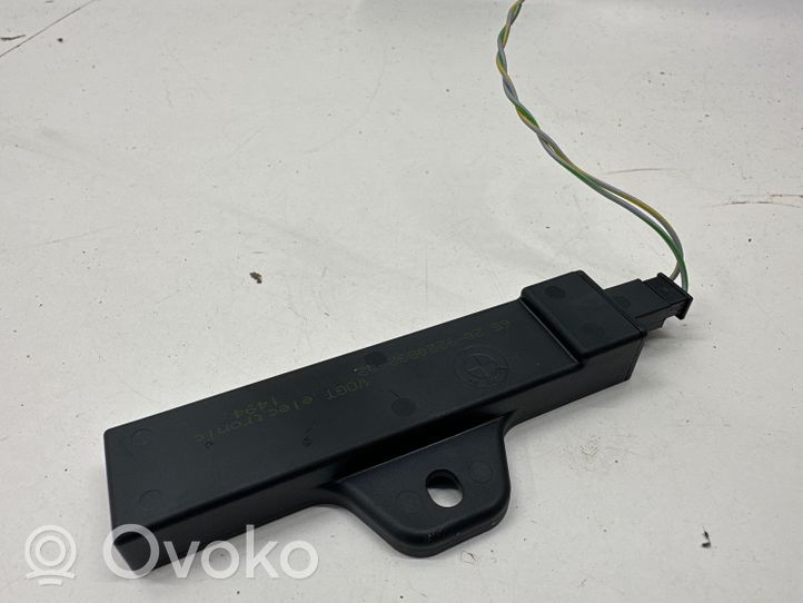 BMW 2 F46 Antena wewnętrzna 9220832