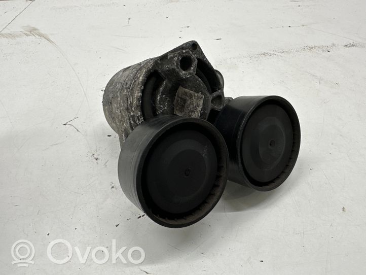 BMW 6 F12 F13 Generator/alternator belt tensioner 7810807