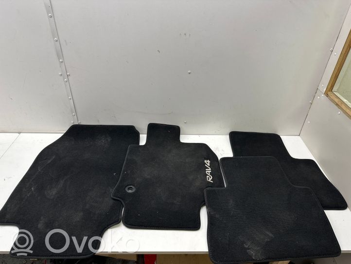 Toyota RAV 4 (XA50) Kit tapis de sol auto 