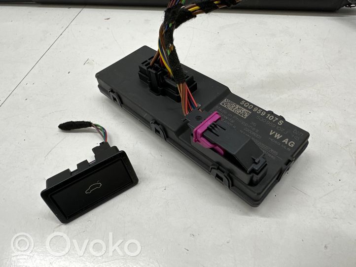 Skoda Karoq Tavaratilan luukun hydrauliikkasarja 5Q0959107S