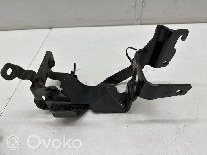 Opel Mokka B ABS-pumpun kiinnike 9822447480