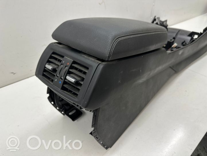 BMW X3 F25 Armrest 