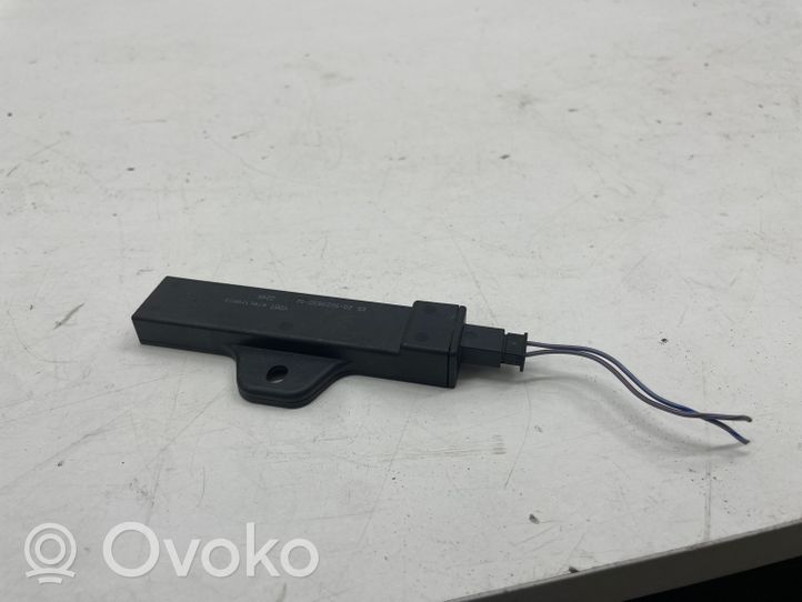 BMW 2 F45 Antena wewnętrzna 9220832