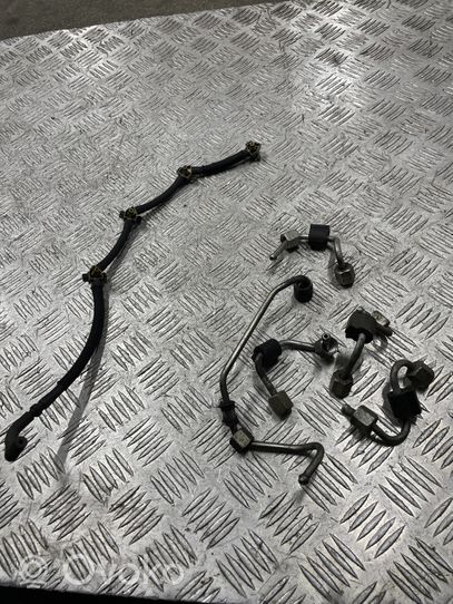 Volkswagen Golf VII Fuel return line/hose 