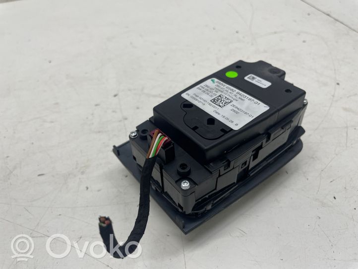 BMW 3 G20 G21 Head unit multimedia control 9423197