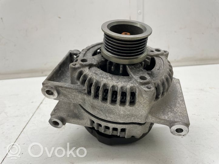 Opel Insignia B Generatore/alternatore 13520813