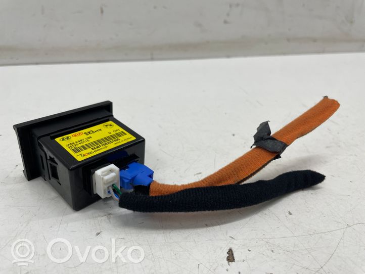 KIA Niro Connecteur/prise USB 96120K0110