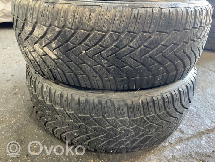 Volkswagen Touran II R16 winter tire 