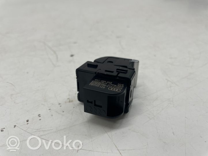 Audi A3 8Y Przyciski szyb 4K0959855