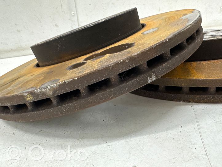 Volkswagen Golf Sportsvan Front brake disc 