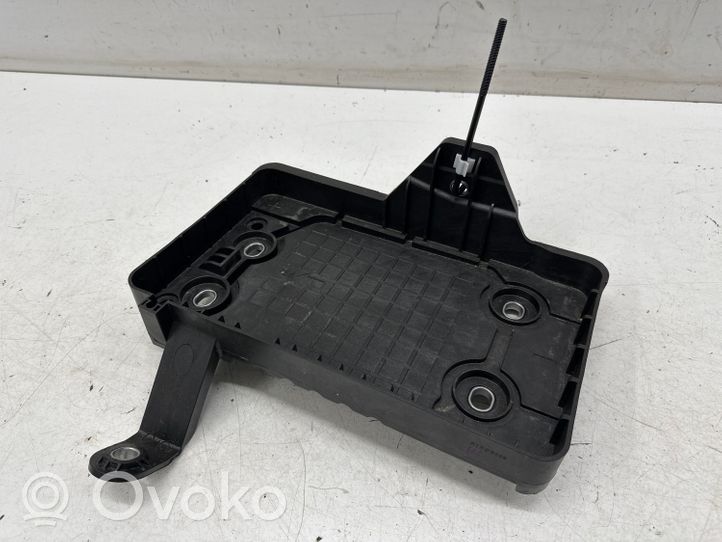 Nissan Qashqai J12 Boîte de batterie 244286UB0A