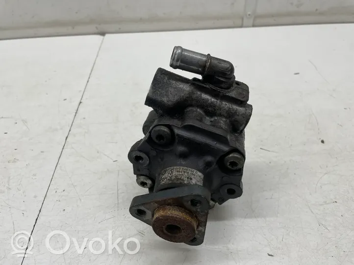 Audi A6 S6 C6 4F Vairo stiprintuvo siurblys 4F0145156C