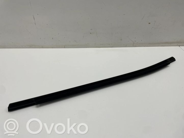 8491348 BMW iX Rear door glass trim molding, 60.00 € | RRR