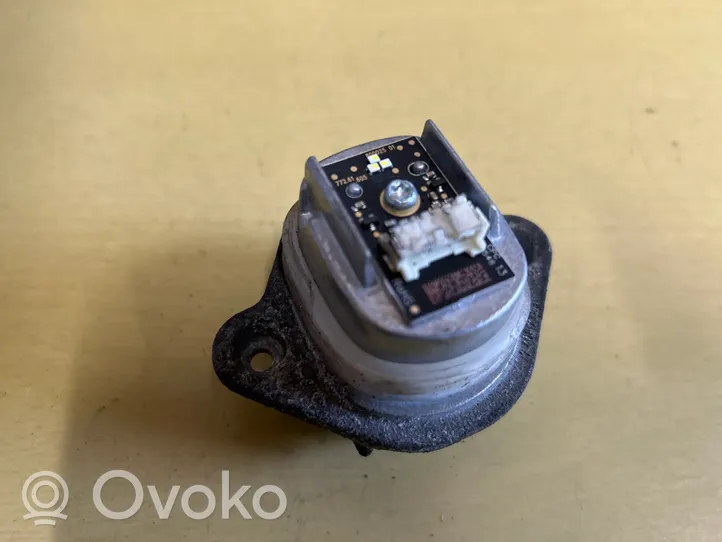 BMW 7 G11 G12 Module de contrôle de ballast LED 77261605