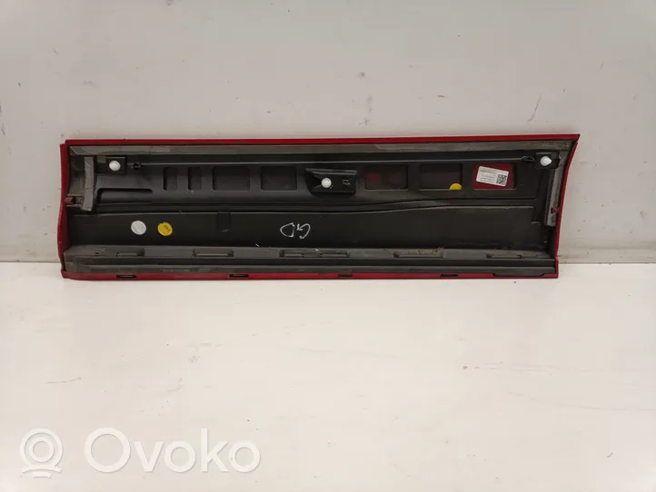 Audi Q2 - Takaoven lista (muoto) 81A853970