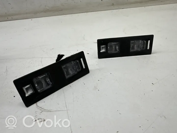 Audi Q2 - Number plate light 