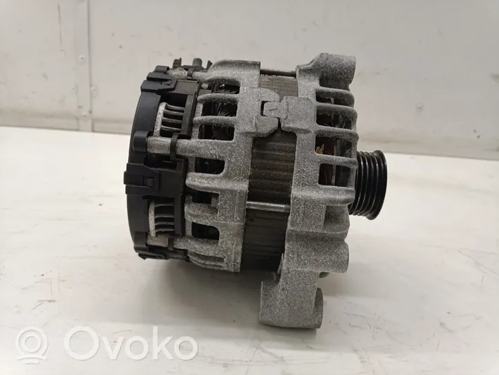 BMW 5 G30 G31 Generatore/alternatore 8575059