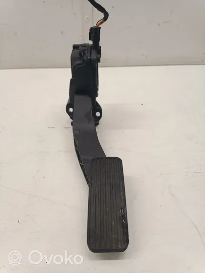 Opel Astra K Accelerator throttle pedal 13373777