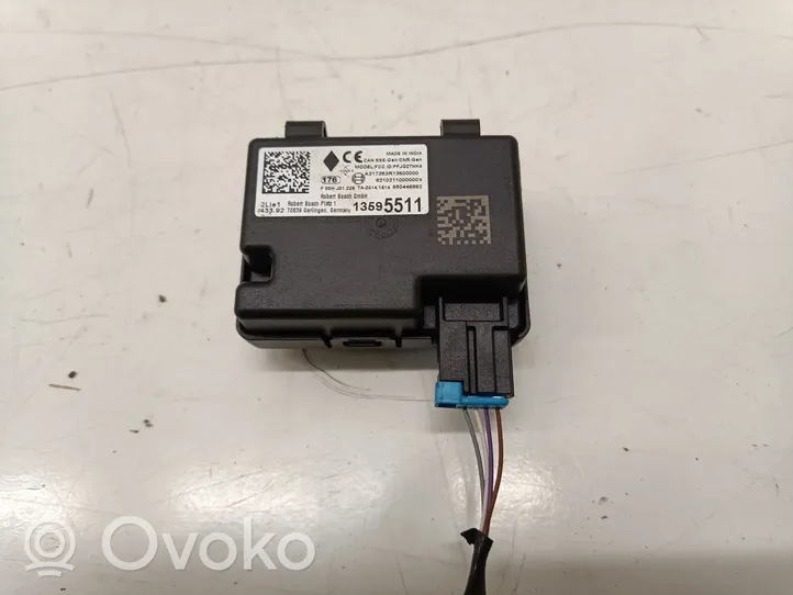 Opel Astra K Door central lock control unit/module 13595511