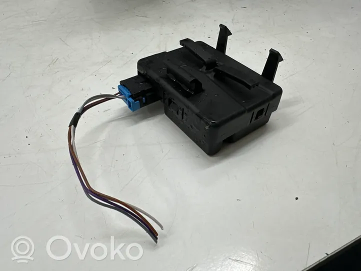 Opel Astra K Door central lock control unit/module 13523281