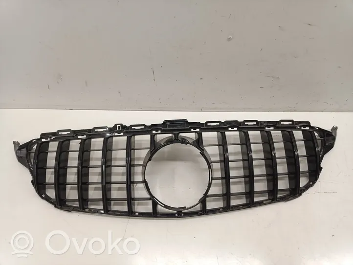 Mercedes-Benz C W205 Maskownica / Grill / Atrapa górna chłodnicy 