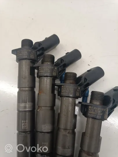 Mercedes-Benz E W213 Fuel injectors set A6540700187