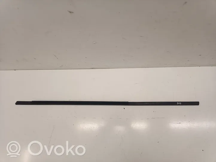 Volvo V60 Rivestimento modanatura del vetro della portiera posteriore 