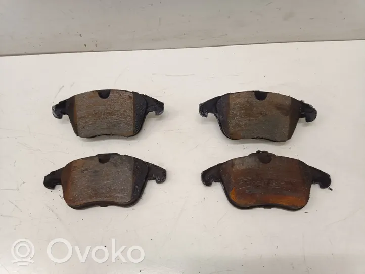 Volvo V60 Brake pads (front) 