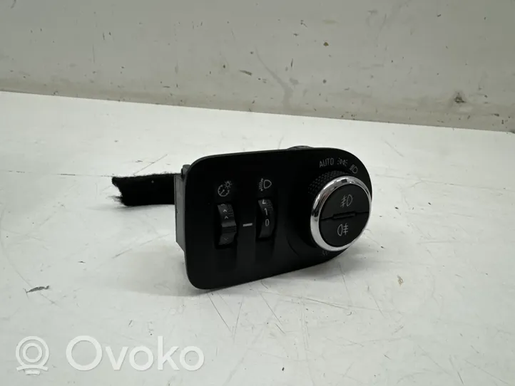 Opel Grandland X Light switch 39085926