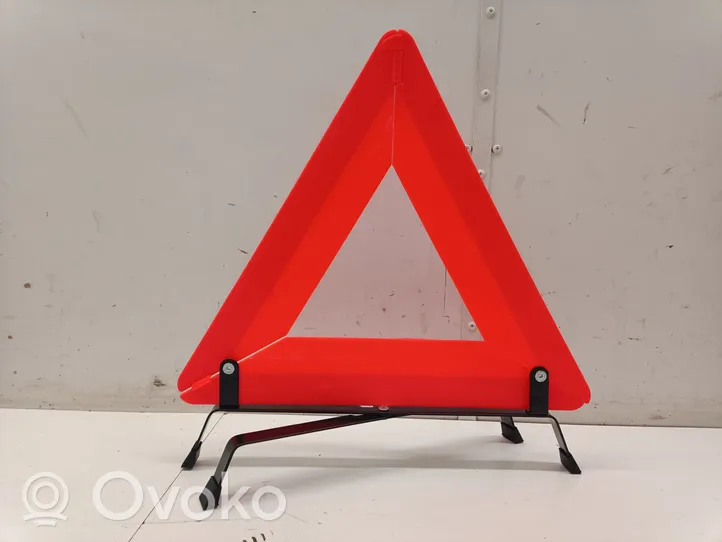 BMW 5 F10 F11 Emergency warning sign 