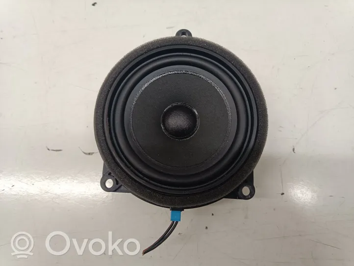 Mini Cooper Countryman F60 Enceinte de porte arrière 8715685