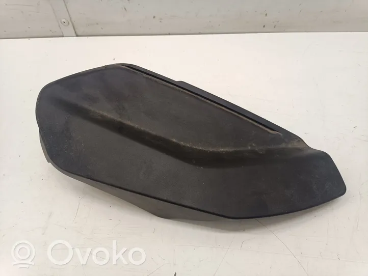 BMW 5 G30 G31 Altra parte del vano motore 8648221