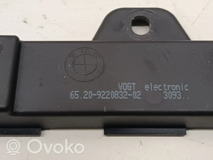 BMW 5 G30 G31 Antenna comfort per interno 9220832