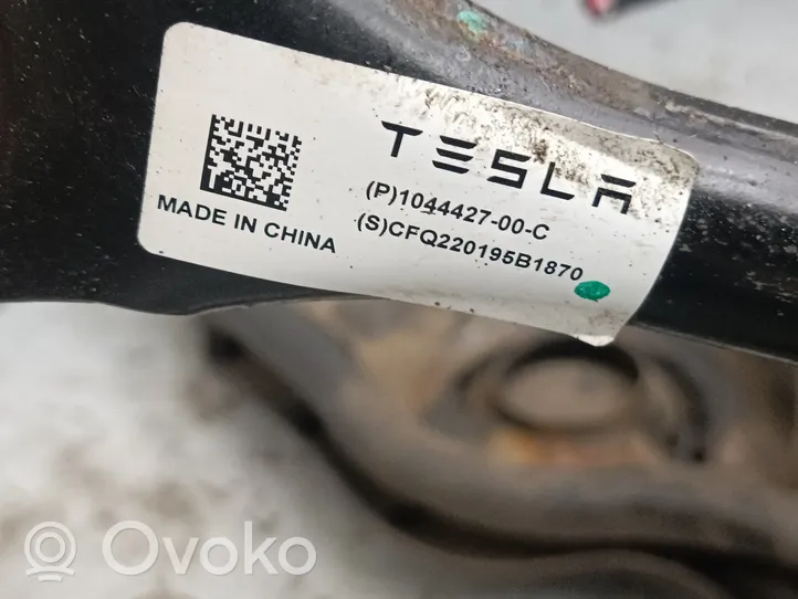 Tesla Model 3 Zawieszenie tylne / Komplet 104446101E