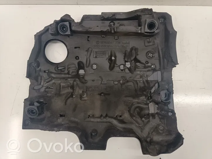 Volkswagen Polo V 6R Couvercle cache moteur 03L103925B